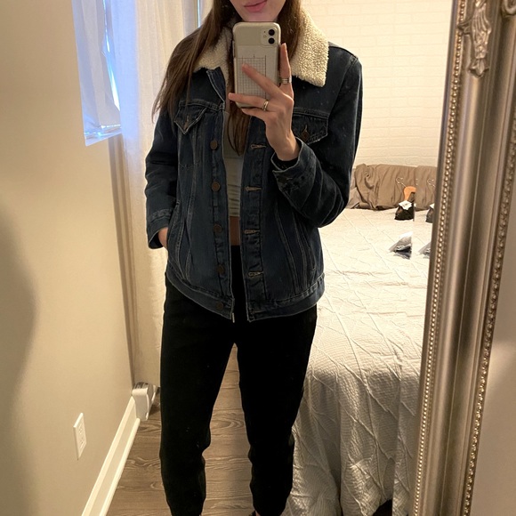 Jean Jacket - Picture 1 of 2